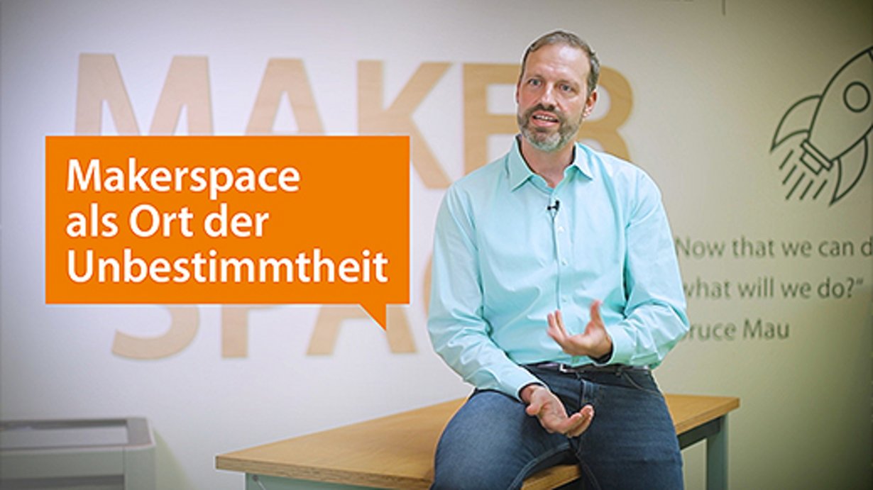 Video: Makerspace als Ort der Unbestimmtheit – Schulleiter Micha Pallesche im Dialog